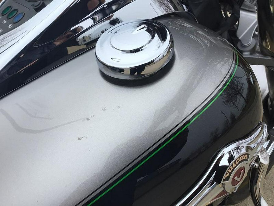 2016 Kawasaki Vulcan® 900 Classic LT