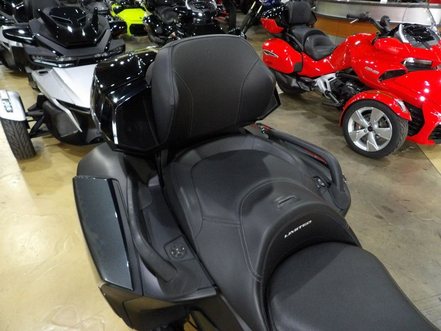 2021 Can-Am™ Spyder RT Limited