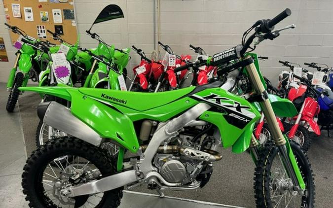 FIRST LOOK! 2024 KAWASAKI KX250, KX112, KX85 & KX65 MODELS