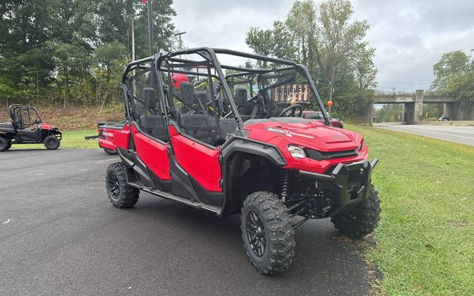 2024 Honda Pioneer 1000-6 Deluxe Crew