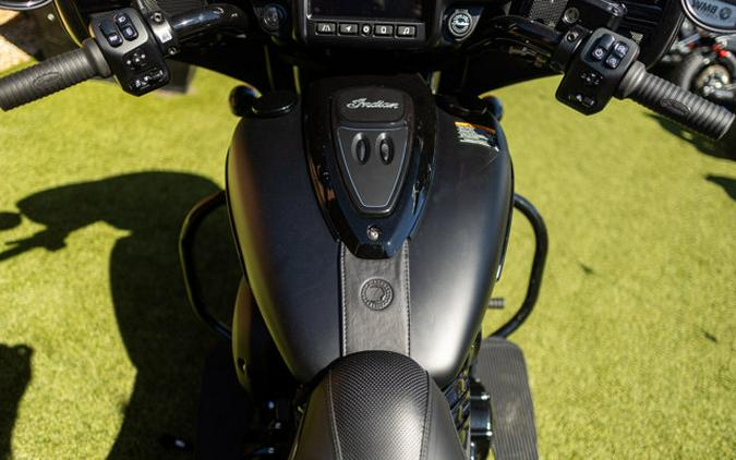 2026 Indian CHIEFTAIN DARK HORSE, BLACK SMOKE