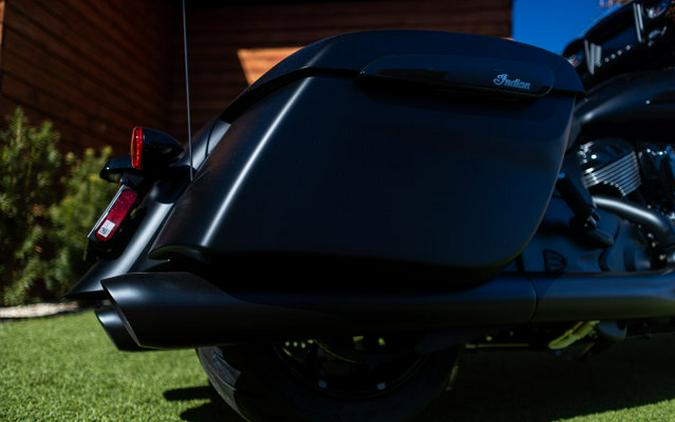 2026 Indian CHIEFTAIN DARK HORSE, BLACK SMOKE