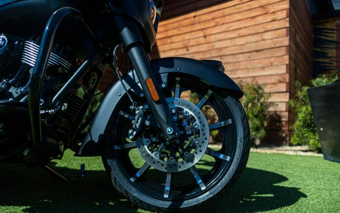 2026 Indian CHIEFTAIN DARK HORSE, BLACK SMOKE