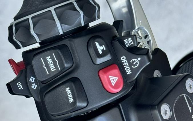 2022 BMW R 18 B Black Storm Metallic