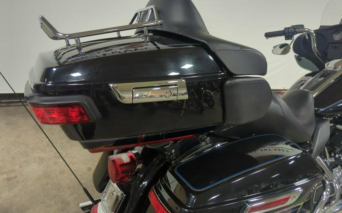 2014 Harley-Davidson® Electra Glide® Ultra Classic® Vivid Black