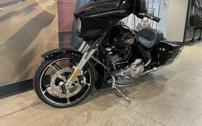 2024 Harley-Davidson FLHX - Street Glide