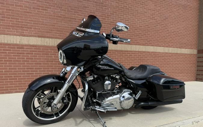 2014 Harley-Davidson® Street Glide® Black