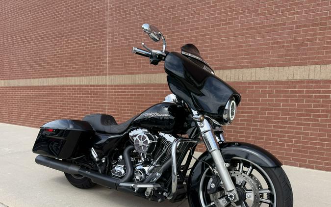 2014 Harley-Davidson® Street Glide® Black