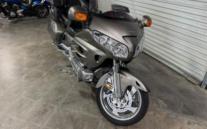 2006 Honda® Gold Wing Audio / Comfort / Navi