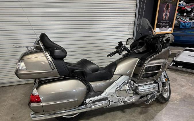 2006 Honda® Gold Wing Audio / Comfort / Navi
