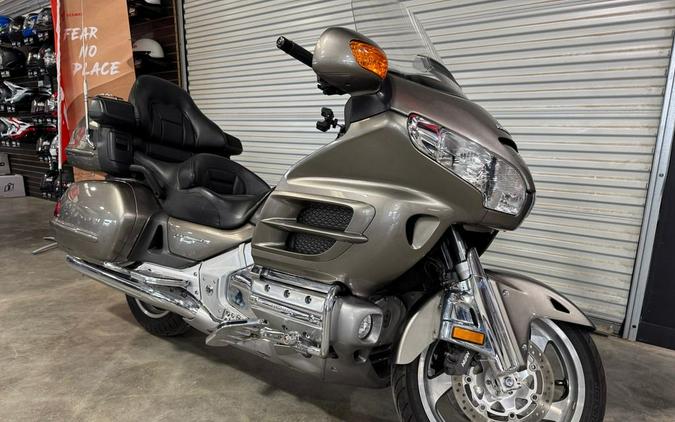 2006 Honda® Gold Wing Audio / Comfort / Navi