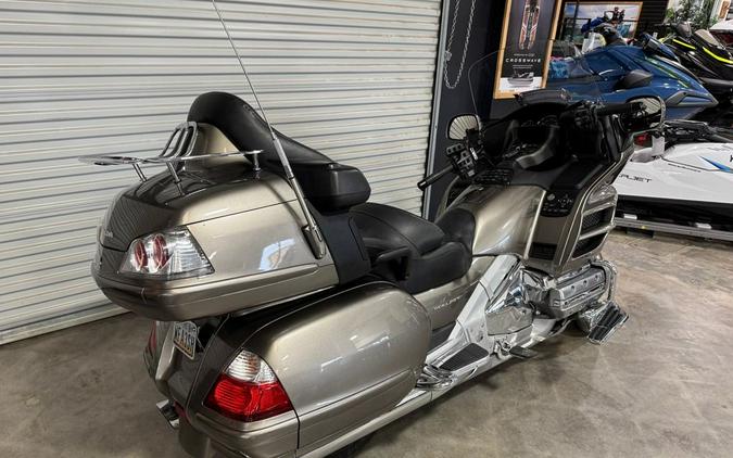 2006 Honda® Gold Wing Audio / Comfort / Navi