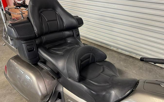 2006 Honda® Gold Wing Audio / Comfort / Navi