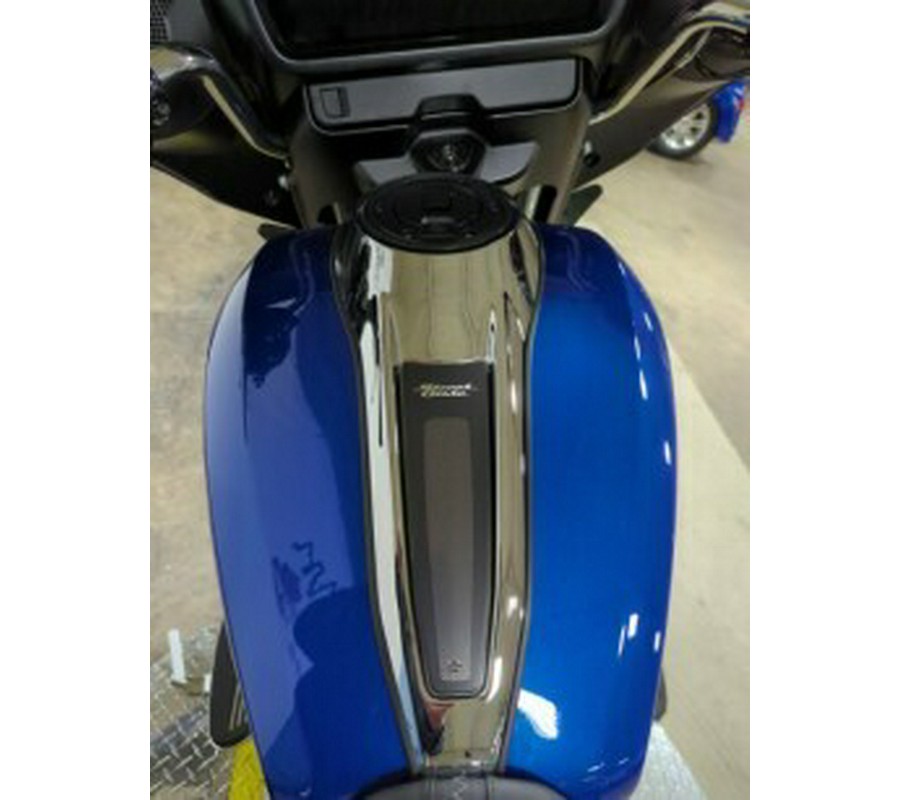 2024 Harley-Davidson® Street Glide® Blue Burst Chrome Trim