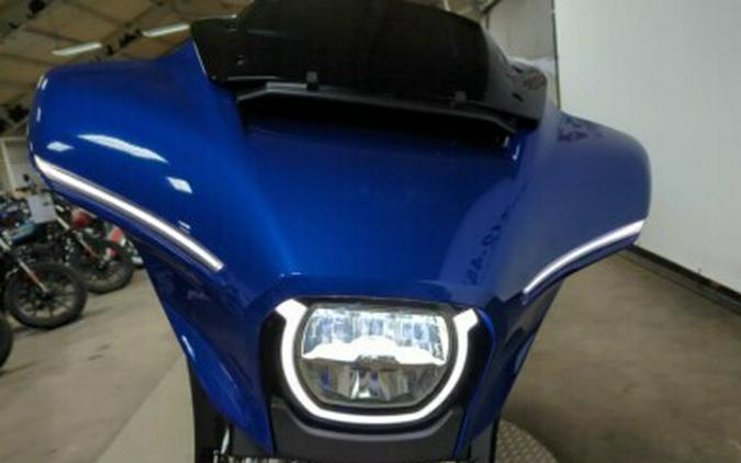 2024 Harley-Davidson® Street Glide® Blue Burst Chrome Trim