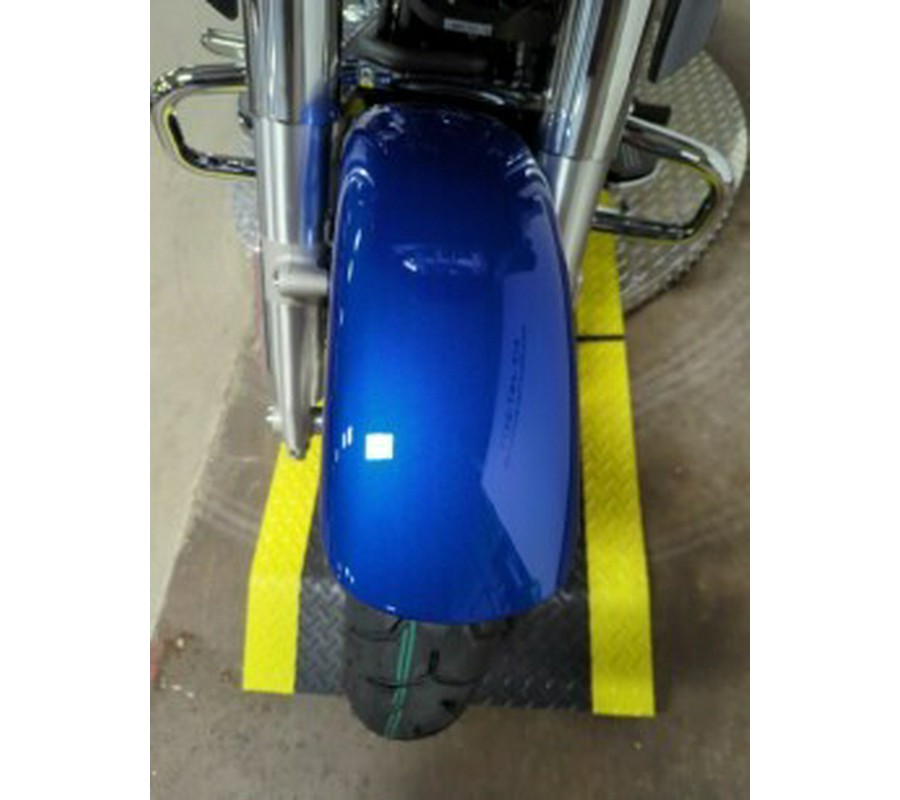 2024 Harley-Davidson® Street Glide® Blue Burst Chrome Trim