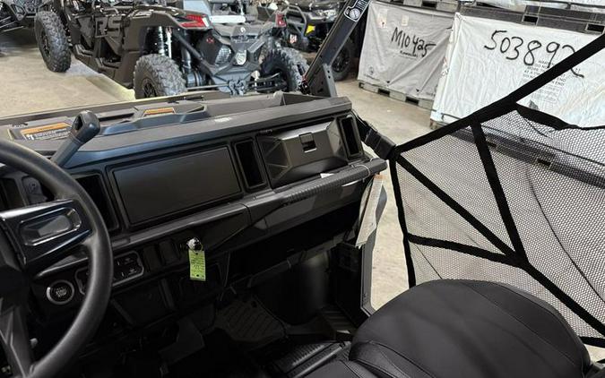 2026 Can-Am® Defender MAX XT HD11