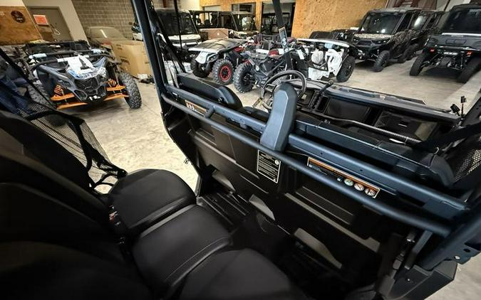2026 Can-Am® Defender MAX XT HD11