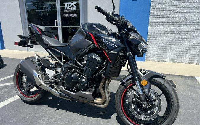 2023 Kawasaki Z900 ABS Metallic Black/Graphite Gray/Flat Black