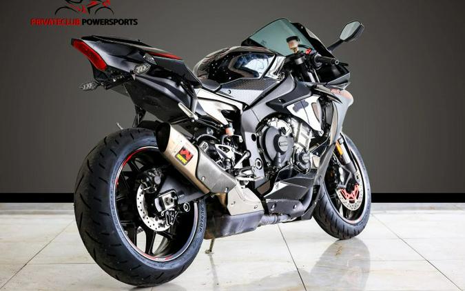 2015 Yamaha YZF-R1