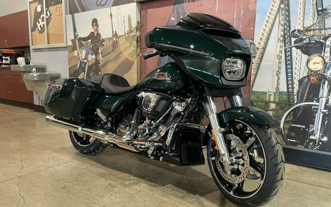 2024 Harley-Davidson FLHX - Street Glide