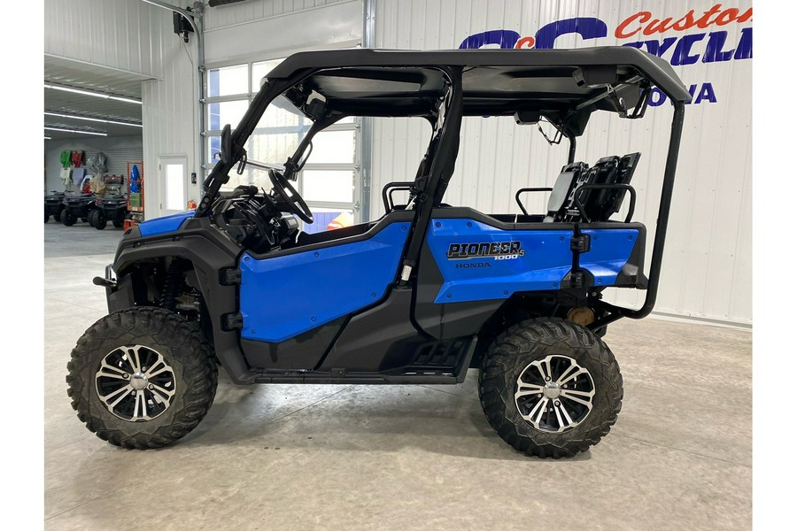 2017 Honda Pioneer 1000-5 DELUXE