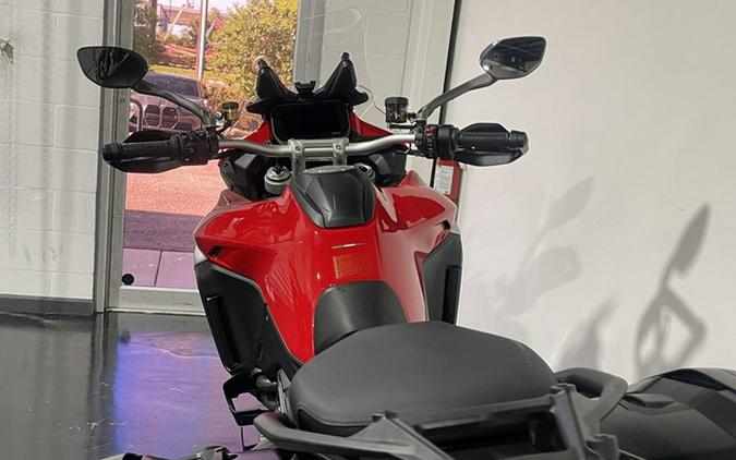 2024 Ducati Multistrada V4 S Travel & Radar Red