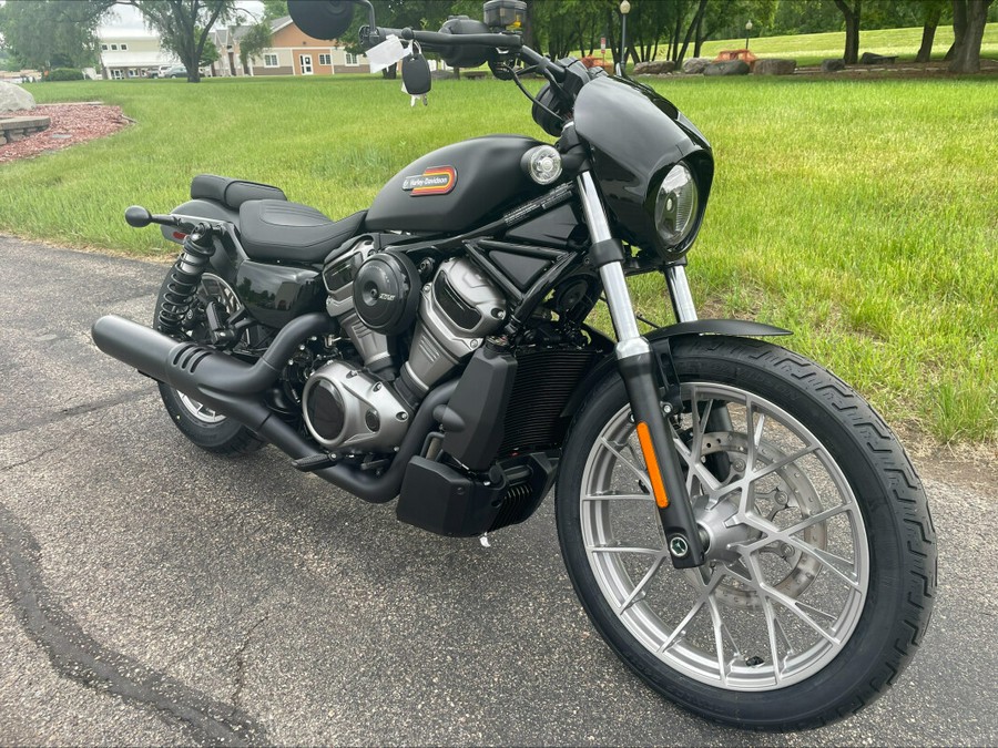 2024 Harley-Davidson Nightster™ Black Denim