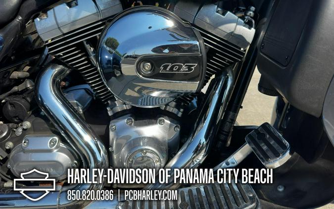 2013 Harley-Davidson® Tri Glide™ Ultra Classic®