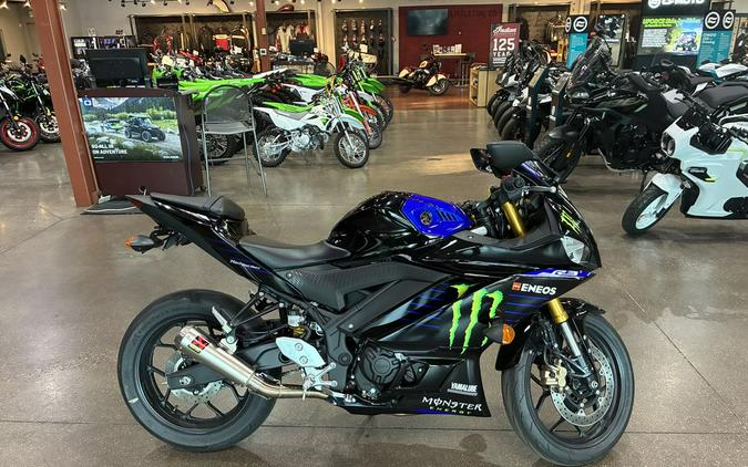 2021 Yamaha YZF-R3 Monster Energy Yamaha MotoGP Edition
