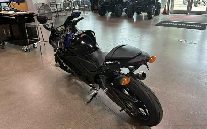 2021 Yamaha YZF-R3 Monster Energy Yamaha MotoGP Edition