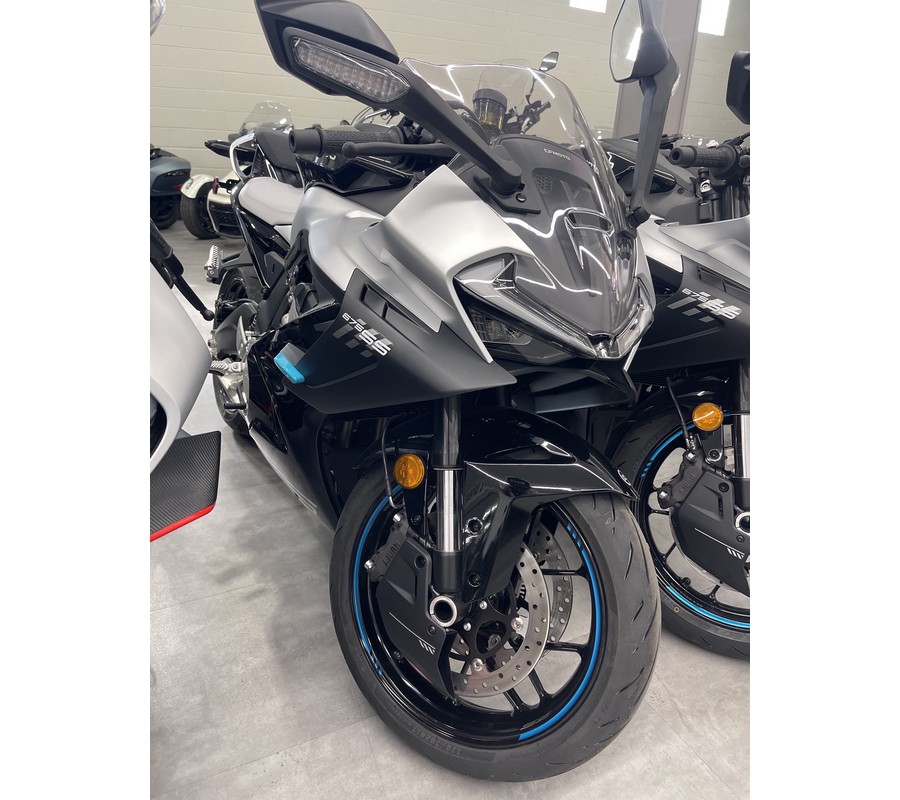2026 CFMOTO 675 SS