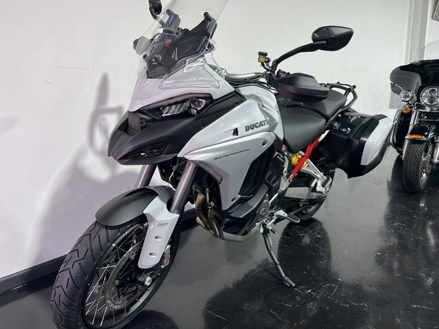 2023 Ducati Multistrada V4S Iceberg White - Spoked Wheels