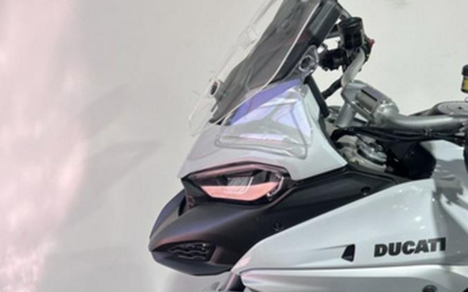 2023 Ducati Multistrada V4S Iceberg White - Spoked Wheels