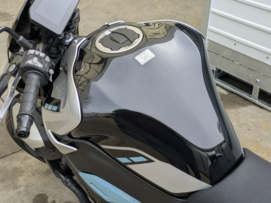 2025 Kawasaki Z900 ABS