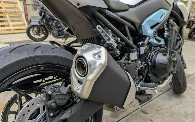 2025 Kawasaki Z900 ABS