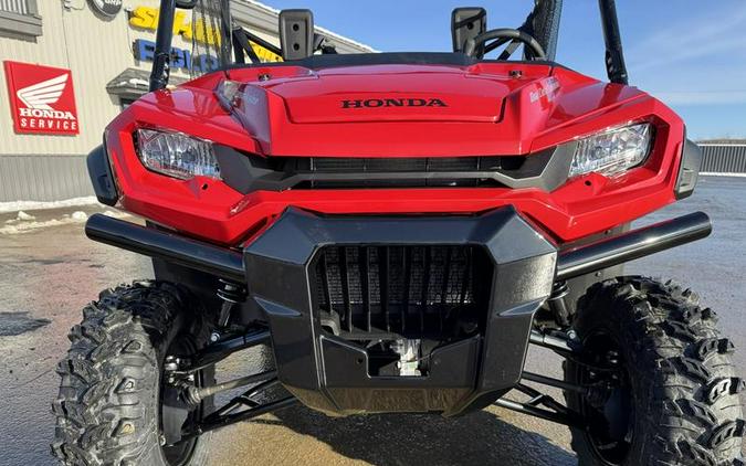 2025 Honda® Pioneer 1000