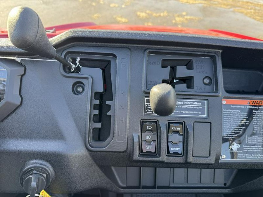 2025 Honda® Pioneer 1000