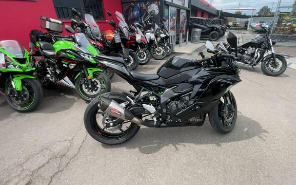 2024 Kawasaki NINJA ZX-4RR