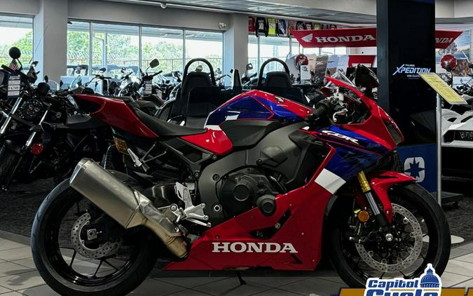 2024 Honda CBR1000RR Base