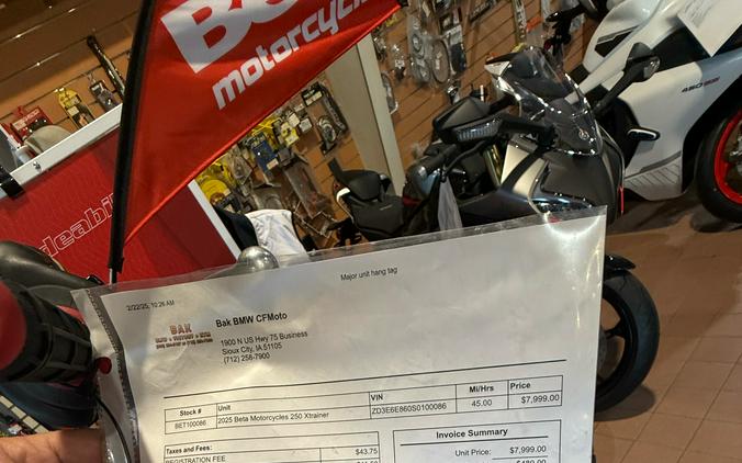 2025 Beta Motorcycles 250 Xtrainer