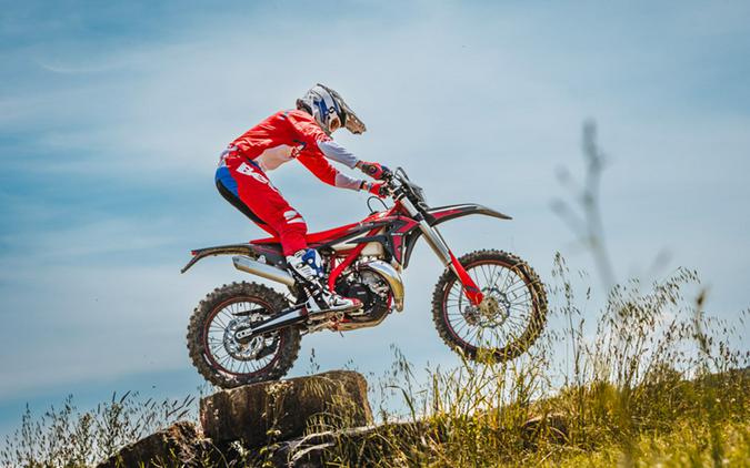 2025 Beta Motorcycles 250 Xtrainer
