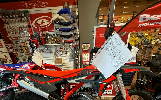 2025 Beta Motorcycles 250 Xtrainer