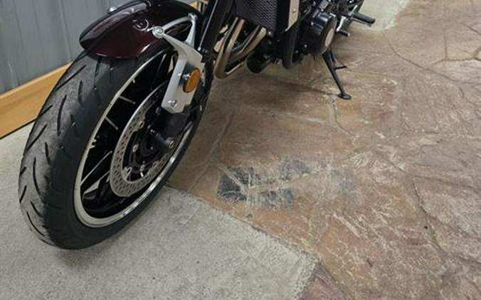 2025 Kawasaki Z900RS ABS