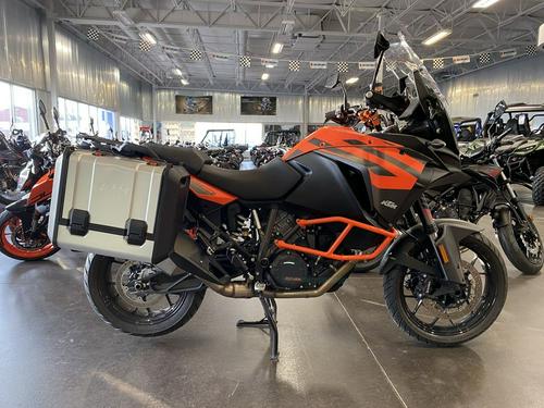 2018 KTM 1290 Super Adventure S Review