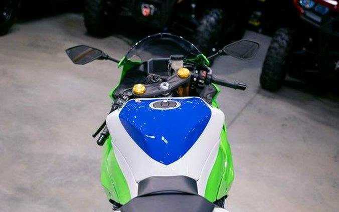 2024 Kawasaki Ninja® ZX™-6R 40th Anniversary Edition ABS