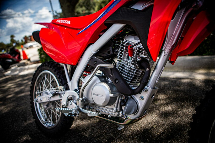 2024 Honda® CRF125F Big Wheel