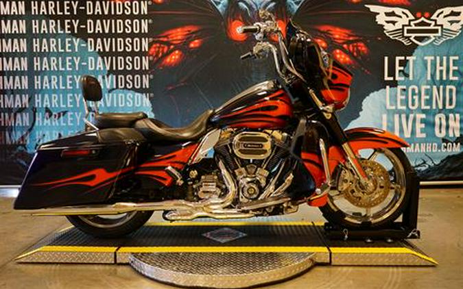 2015 Harley-Davidson CVO™ Street Glide®