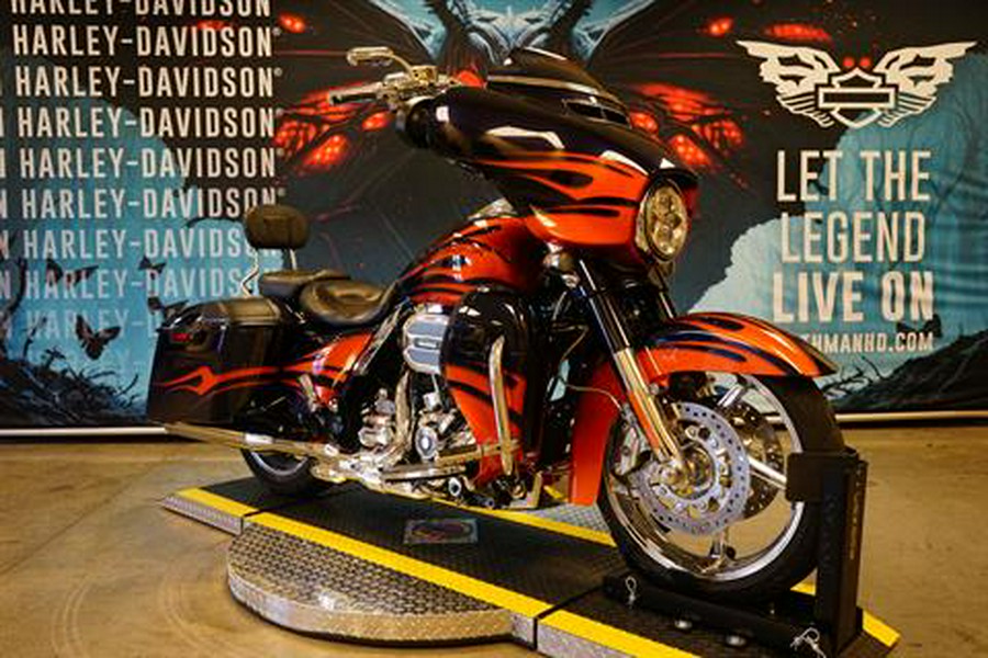 2015 Harley-Davidson CVO™ Street Glide®