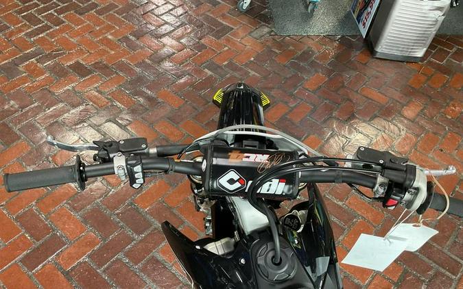 2025 Triumph TF 450-RC Edition Jet Black/Pure White